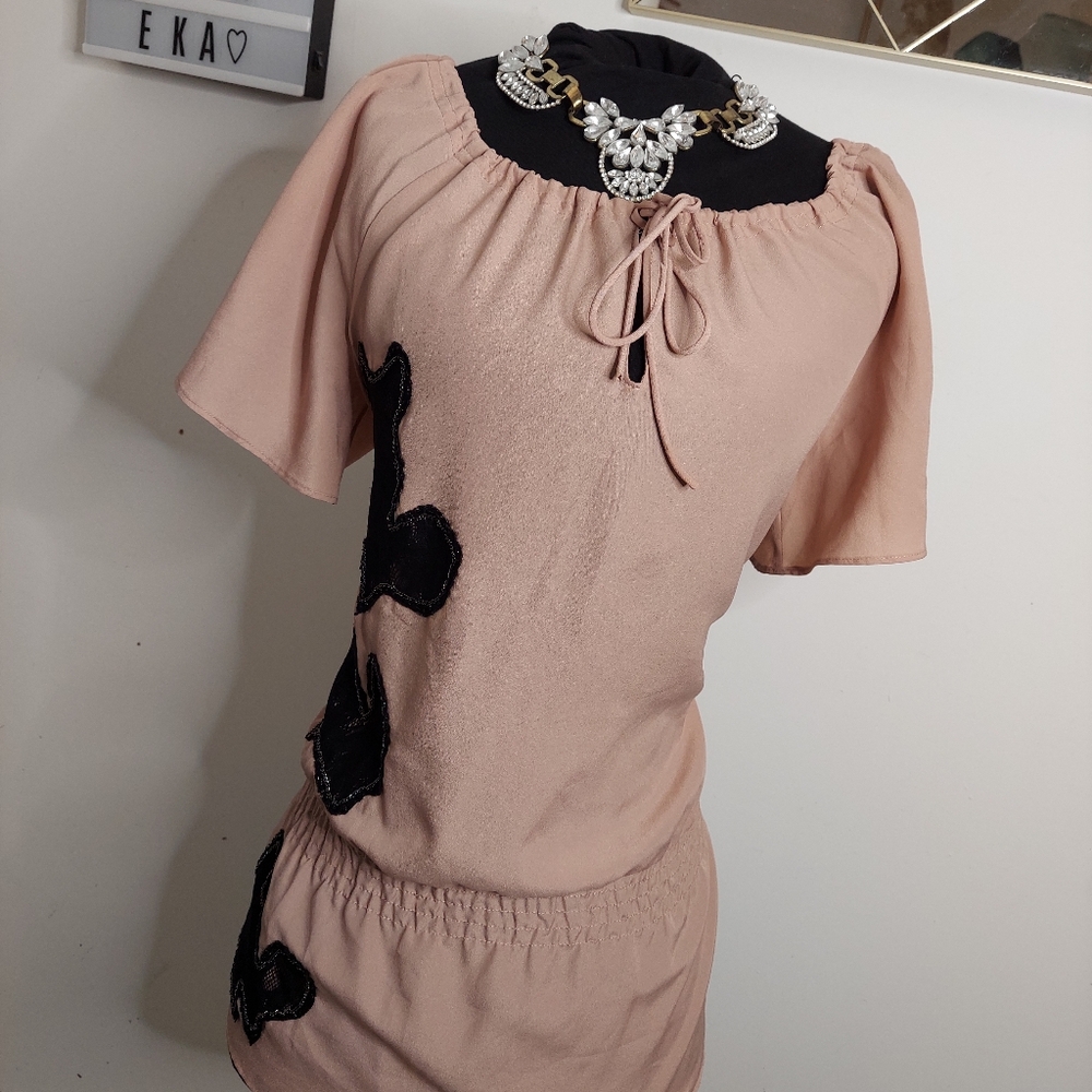 Pink top - Picture 2 of 7